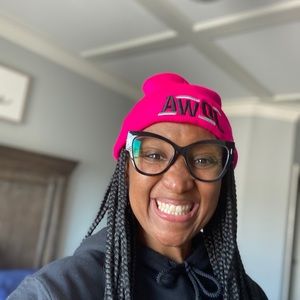 Meet your Posher, Wendy